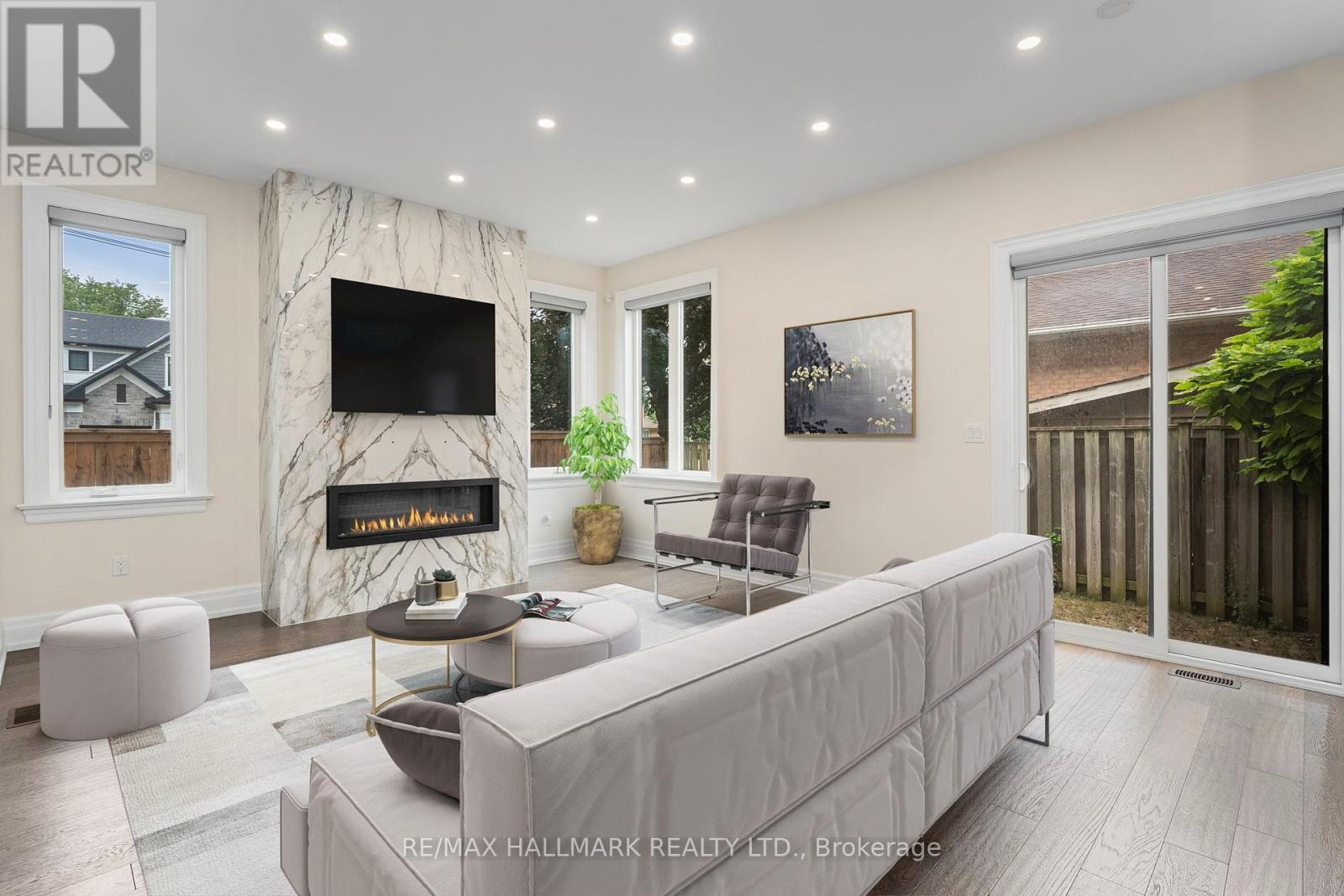 1164 Bridge Road, Oakville, Ontario  L6L 2C1 - Photo 4 - W12366465
