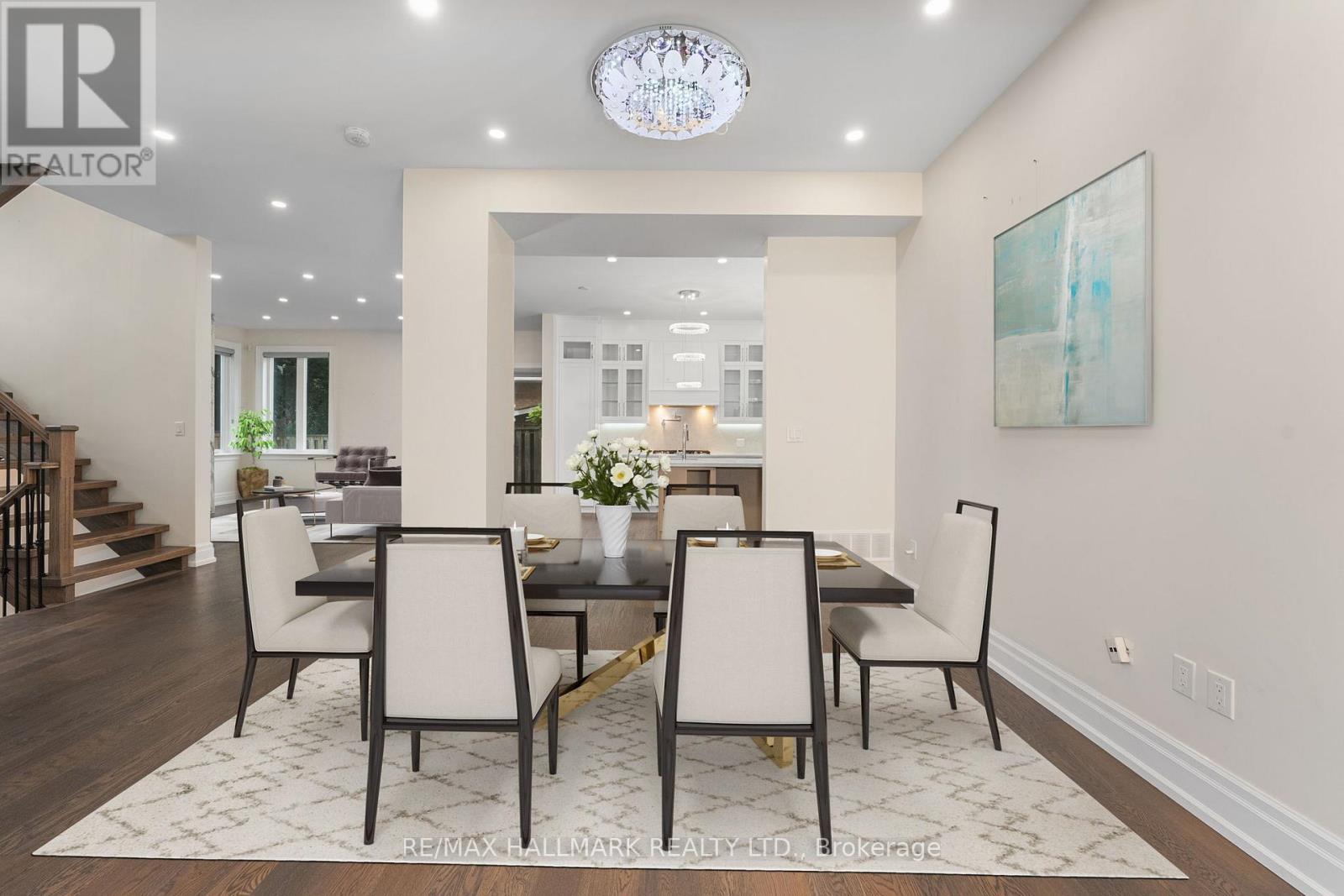 1164 Bridge Road, Oakville, Ontario  L6L 2C1 - Photo 5 - W12366465