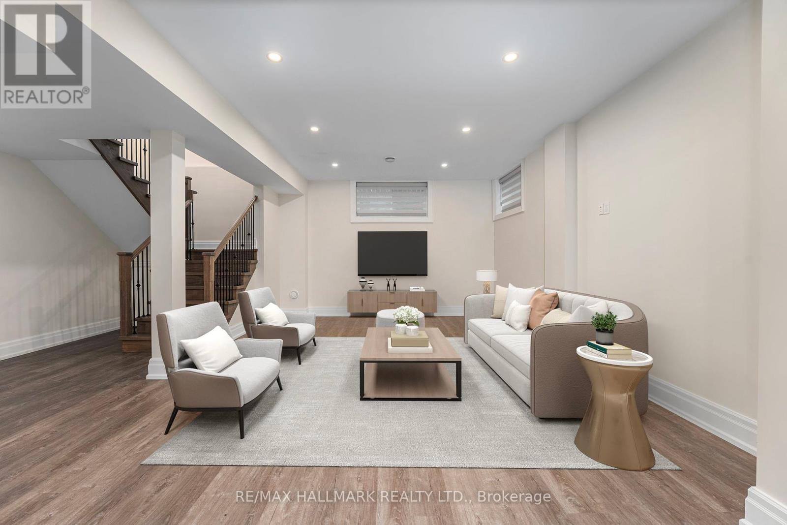 1164 Bridge Road, Oakville, Ontario  L6L 2C1 - Photo 6 - W12366465