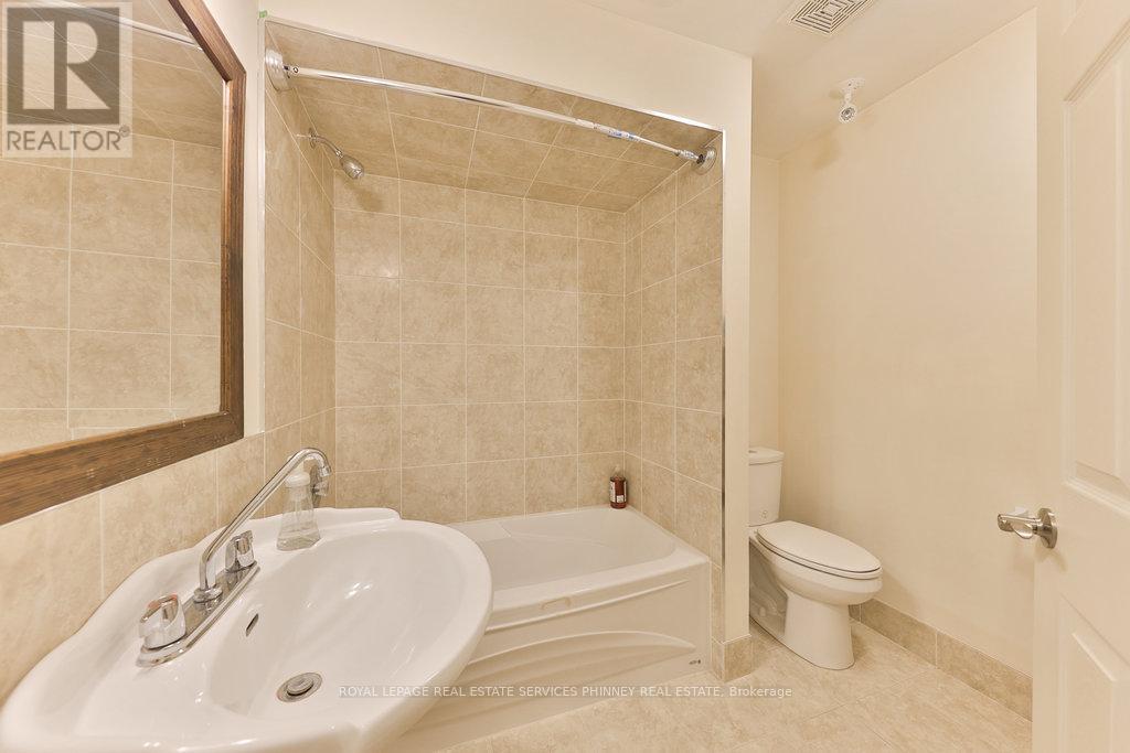 26 - 2861 Sherwood Heights Drive, Oakville, Ontario  L6J 7K1 - Photo 24 - W12366473