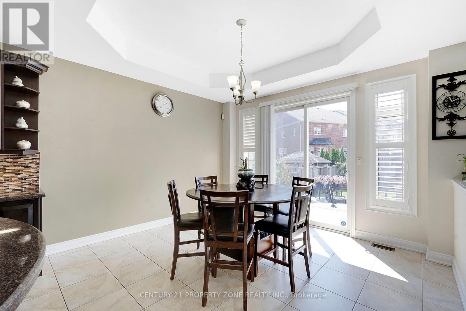5198 Adobe Court, Mississauga, Ontario  L5M 8C3 - Photo 17 - W12366476
