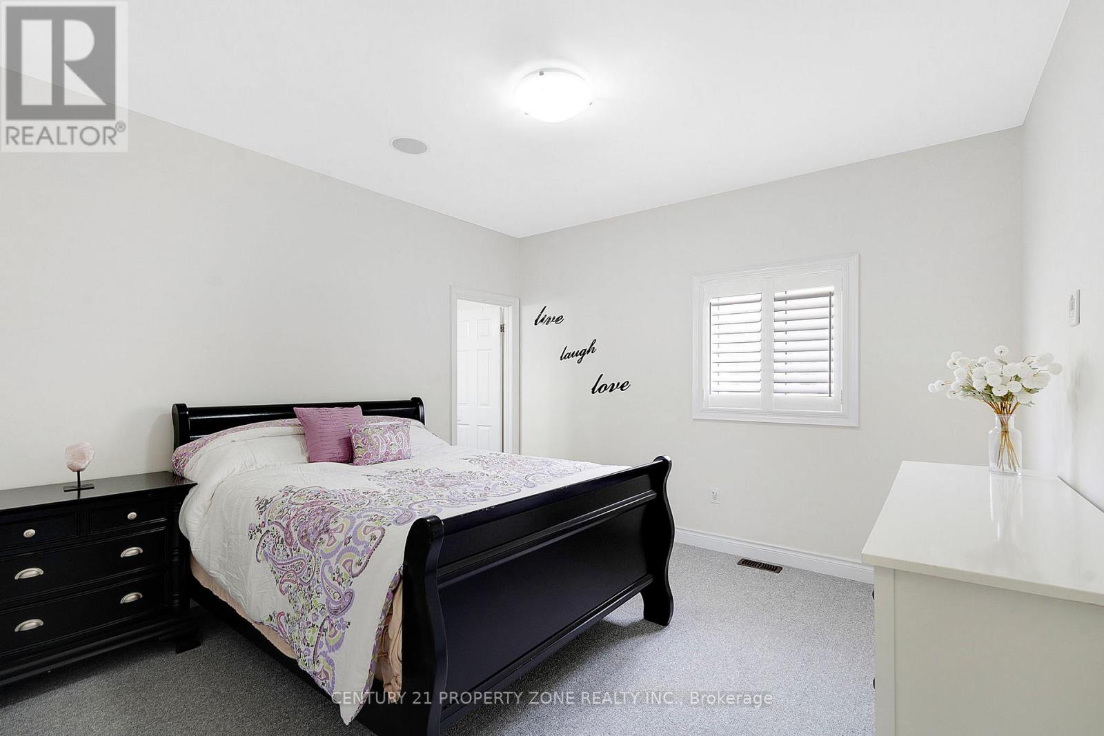 5198 Adobe Court, Mississauga, Ontario  L5M 8C3 - Photo 26 - W12366476