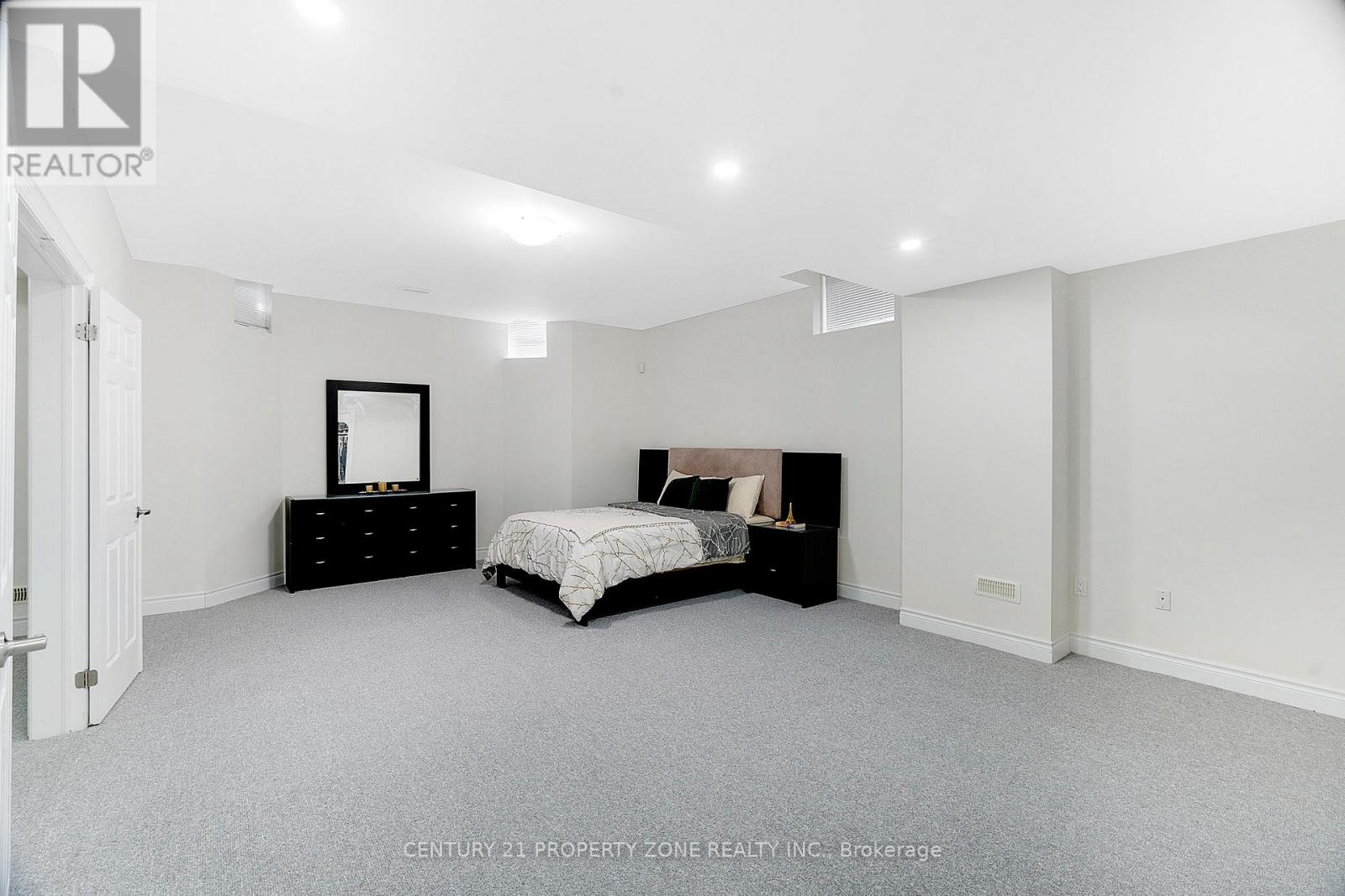 5198 Adobe Court, Mississauga, Ontario  L5M 8C3 - Photo 41 - W12366476