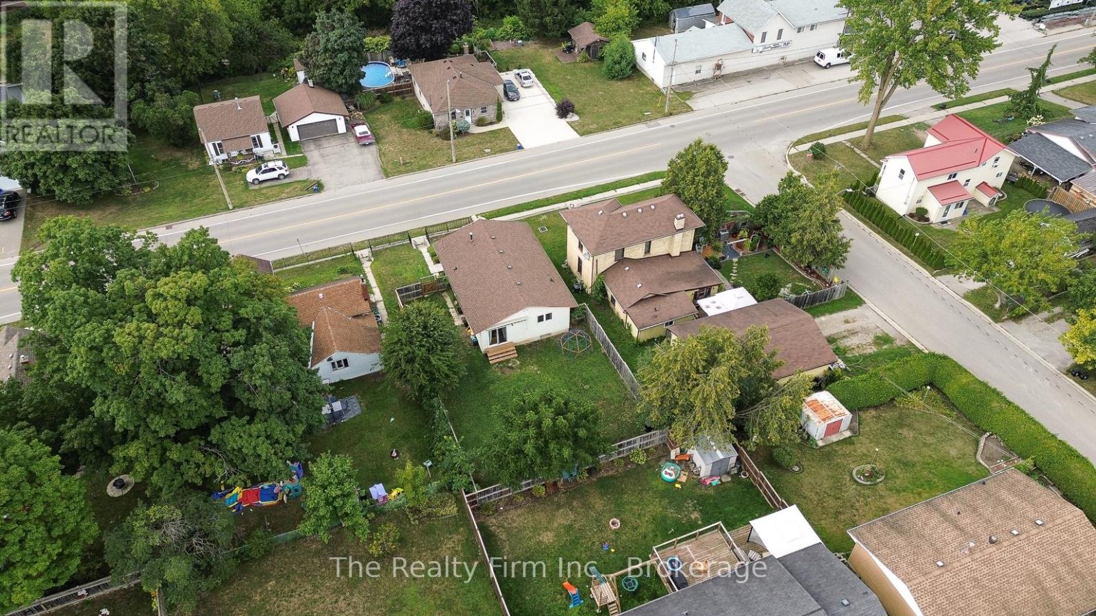 206 Charles Street E, Ingersoll, Ontario  N5C 1K4 - Photo 11 - X12366586