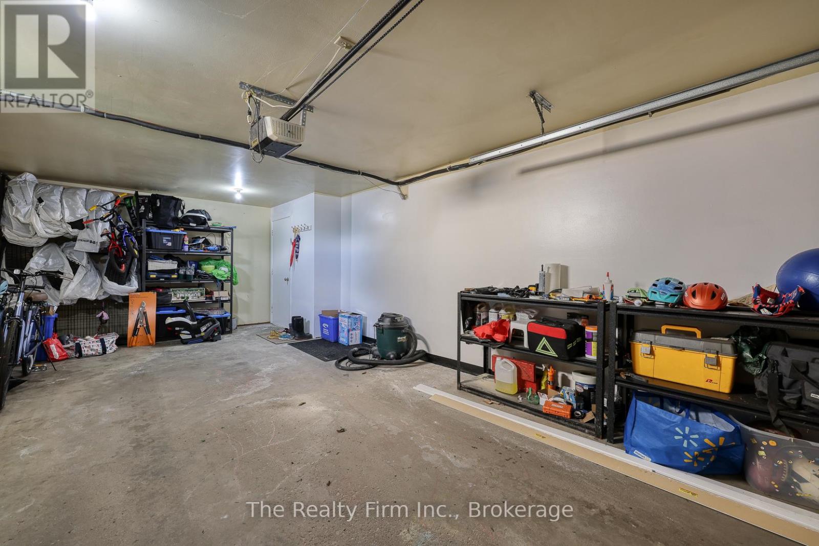 206 Charles Street E, Ingersoll, Ontario  N5C 1K4 - Photo 38 - X12366586