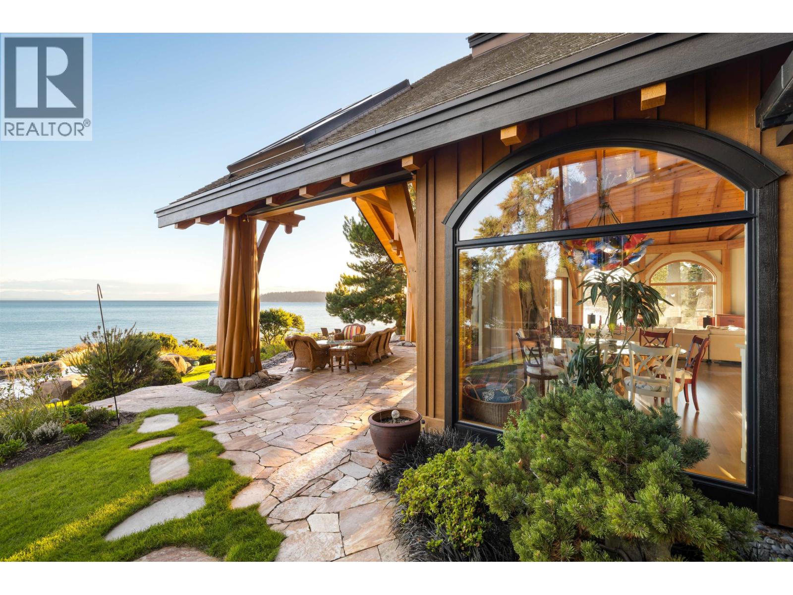 5871 Sunshine Coast Highway, Sechelt, British Columbia  V0N 3A0 - Photo 16 - R3040864