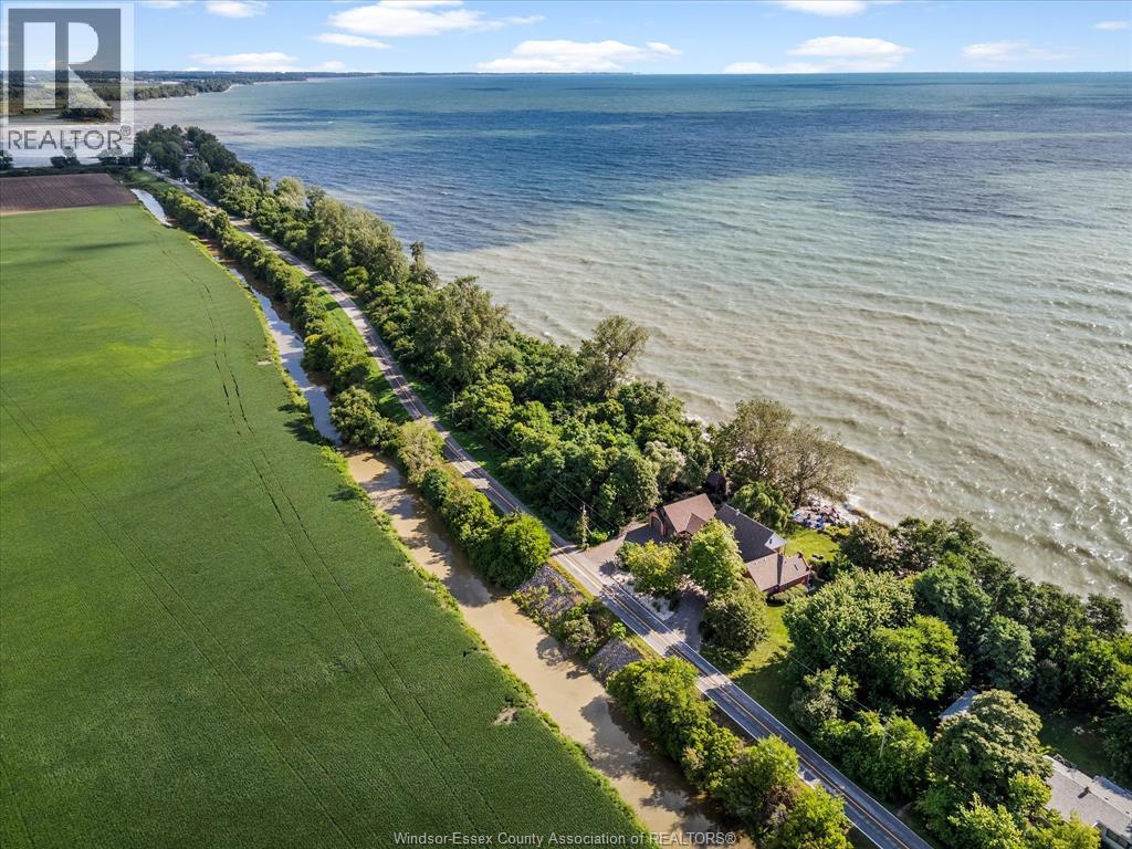266 East Beach Rd, Leamington, Ontario  N8H 3V7 - Photo 2 - 25019466