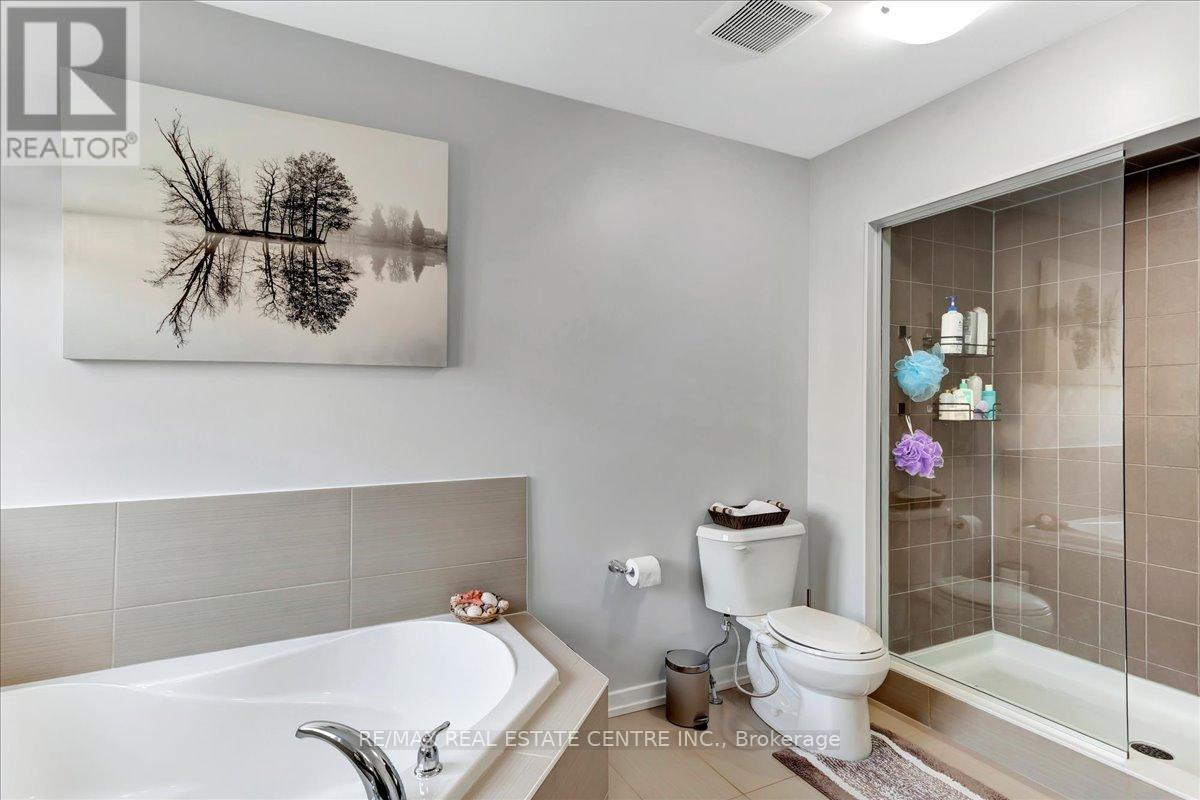 30 Scarletwood Street, Hamilton, Ontario  L8J 0K8 - Photo 28 - X12366423