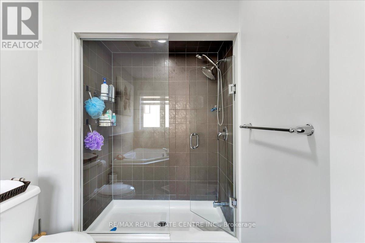 30 Scarletwood Street, Hamilton, Ontario  L8J 0K8 - Photo 29 - X12366423