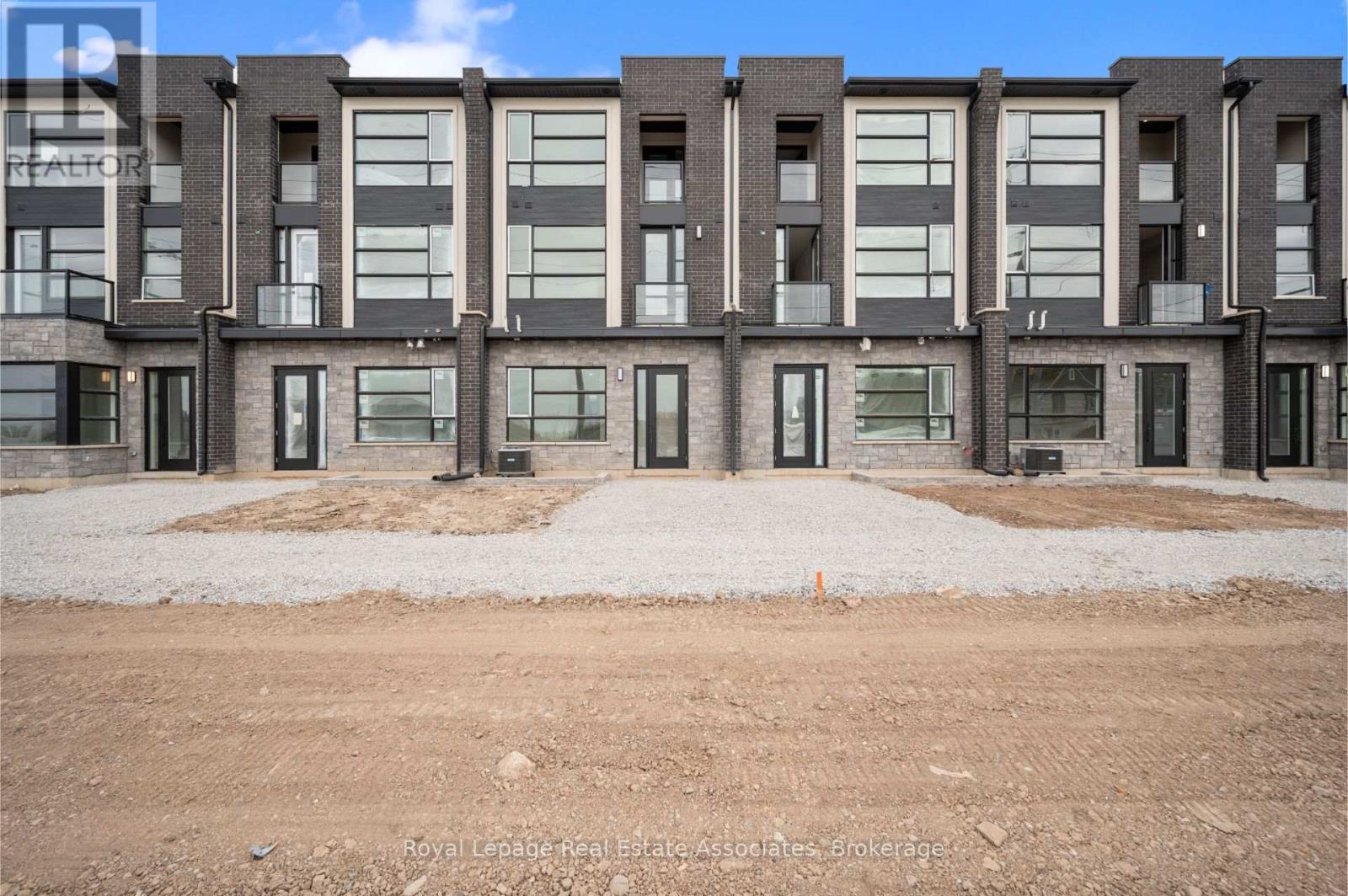 33 - 73 Warren Trail, Welland, Ontario  L3B 0N8 - Photo 40 - X12366440