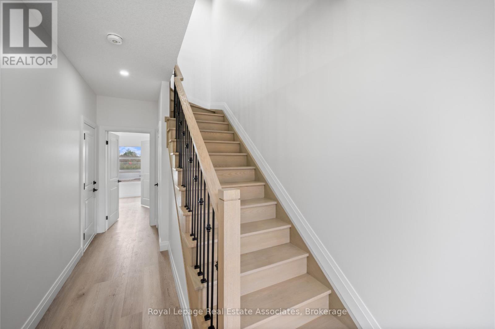 33 - 73 Warren Trail, Welland, Ontario  L3B 0N8 - Photo 5 - X12366440