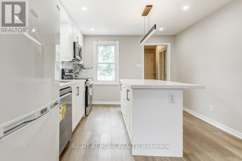 63 Kinsey Street, St. Catharines (Western Hill), Ontario  L2S 1E2 - Photo 3 - X12366494