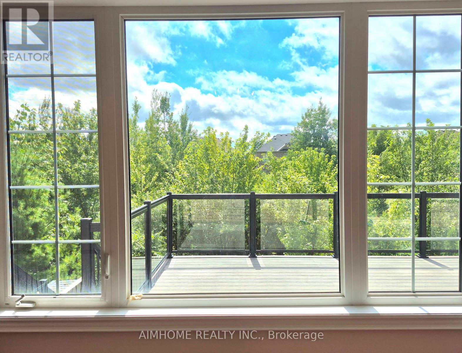 3150 Sunflower Drive, Oakville, Ontario  L6M 0Z4 - Photo 3 - W12365535