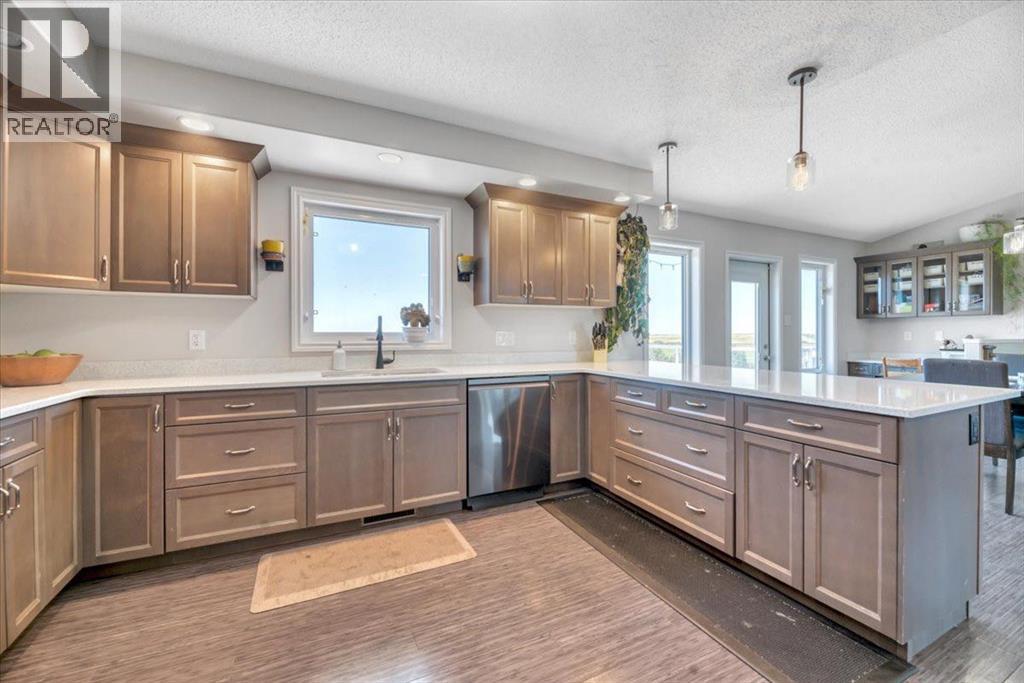 252040 Range Road 241, Rural Wheatland County, Alberta  t1p 0k9 - Photo 12 - A2251660
