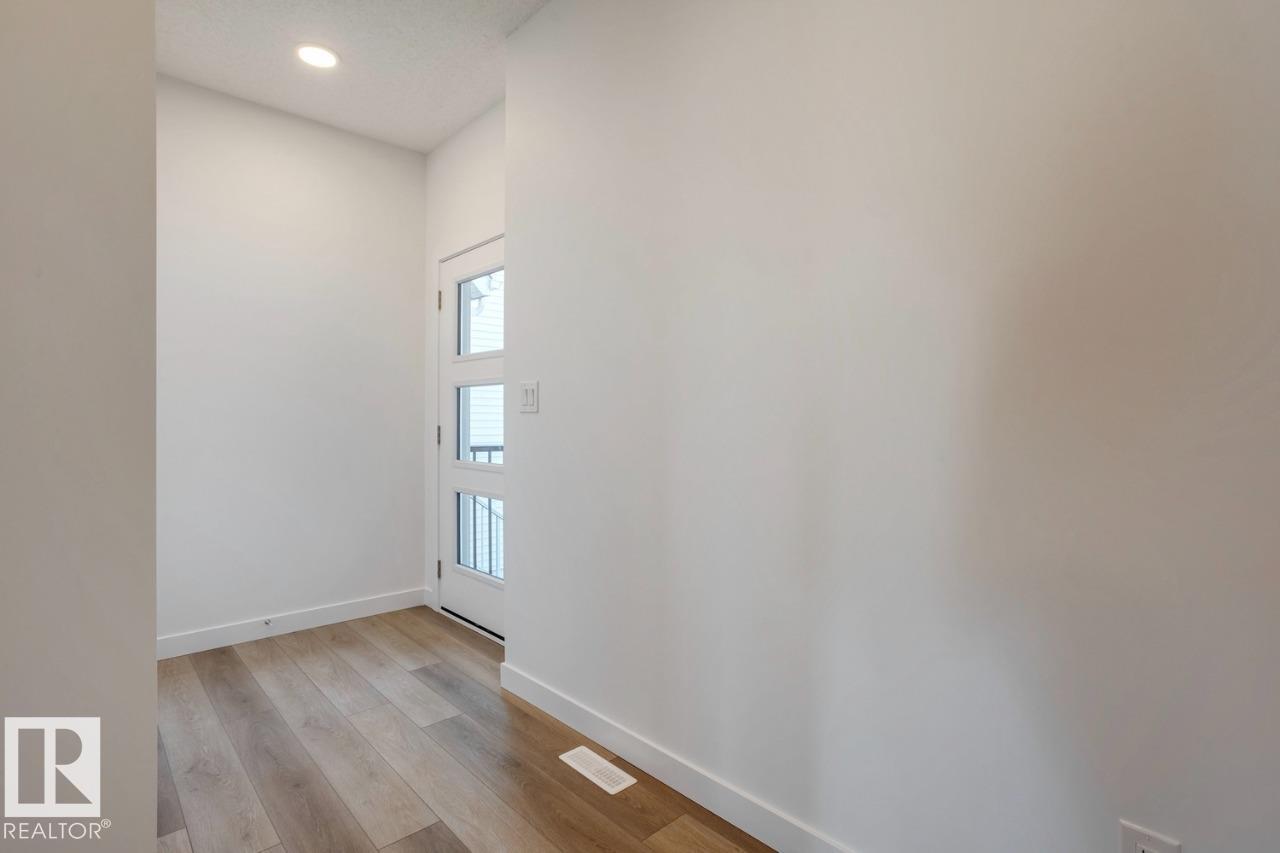 19019 20 Av Nw, Edmonton, Alberta  T6M 3E8 - Photo 33 - E4454851