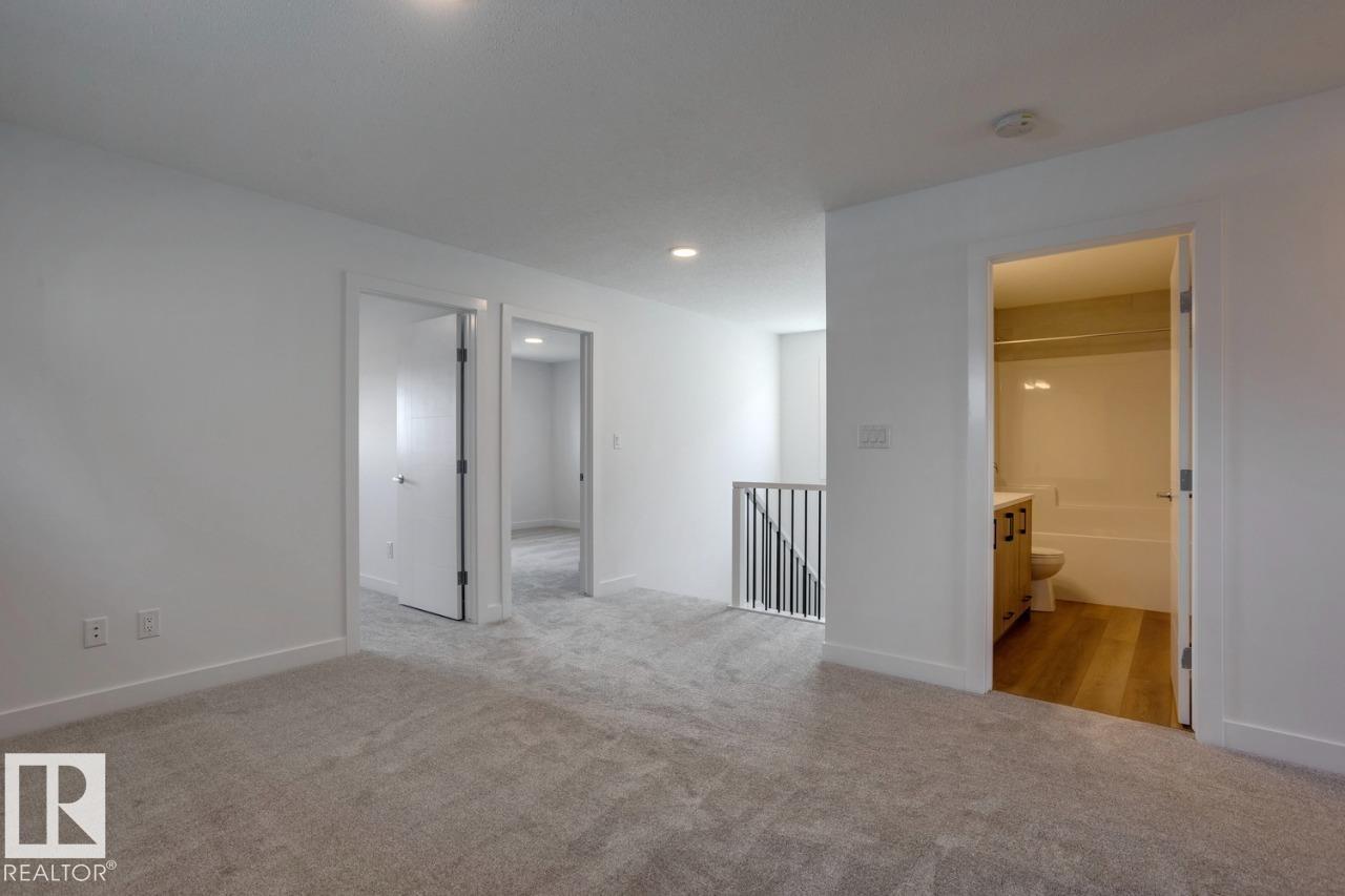 19019 20 Av Nw, Edmonton, Alberta  T6M 3E8 - Photo 6 - E4454851