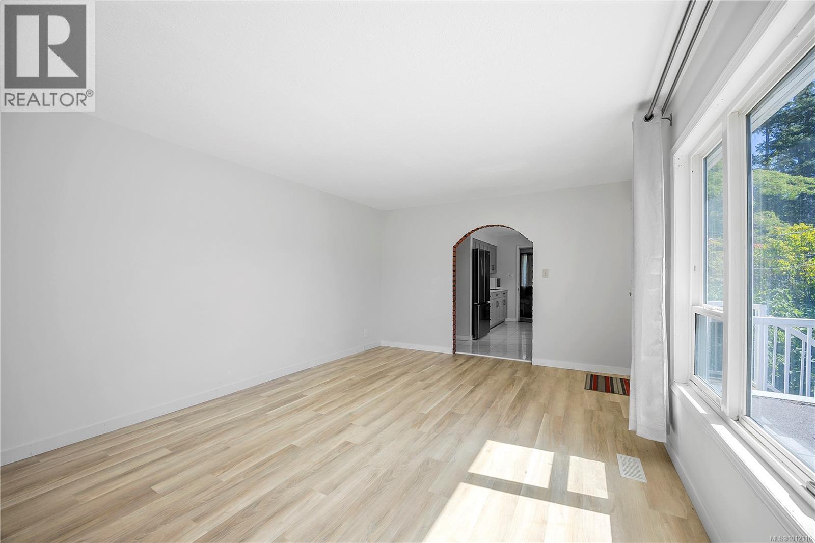 Property at 1416 White St image 3