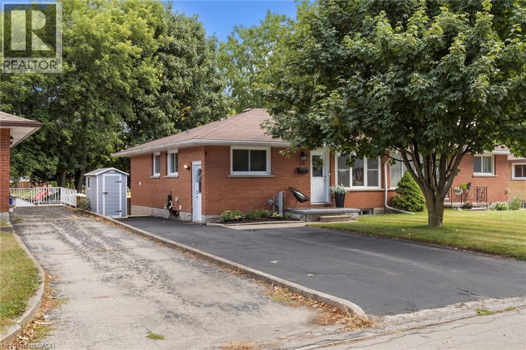 49 Lauris Avenue, Cambridge, Ontario  N1R 5L5 - Photo 3 - 40761704