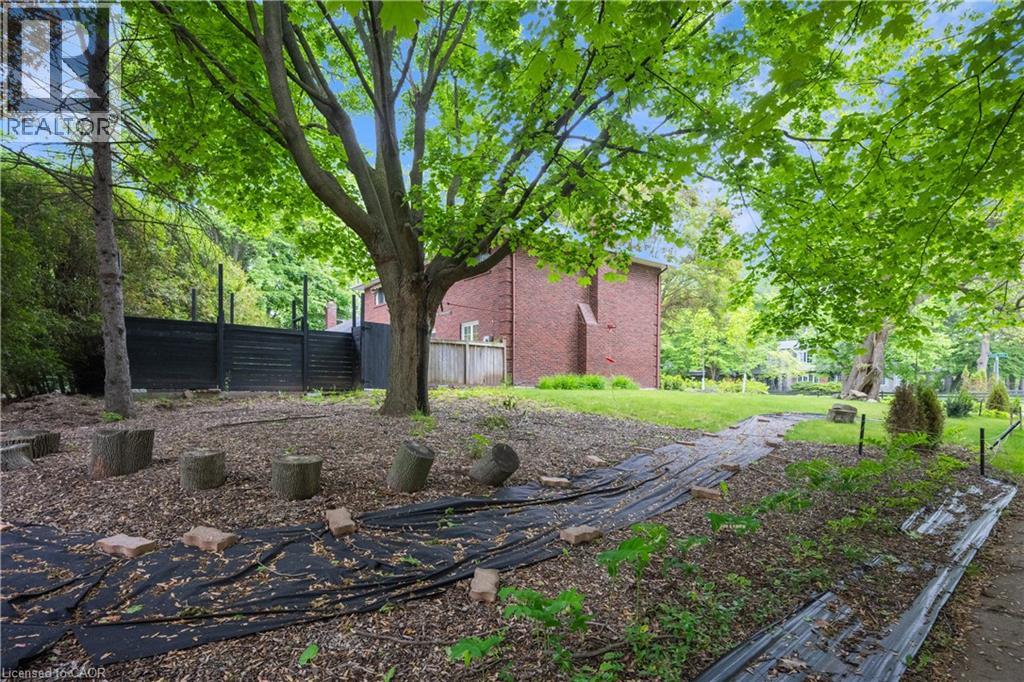 120 Castle Crescent, Oakville, Ontario  L6J 5H3 - Photo 43 - 40745525