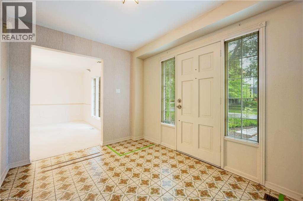 120 Castle Crescent, Oakville, Ontario  L6J 5H3 - Photo 10 - 40745525
