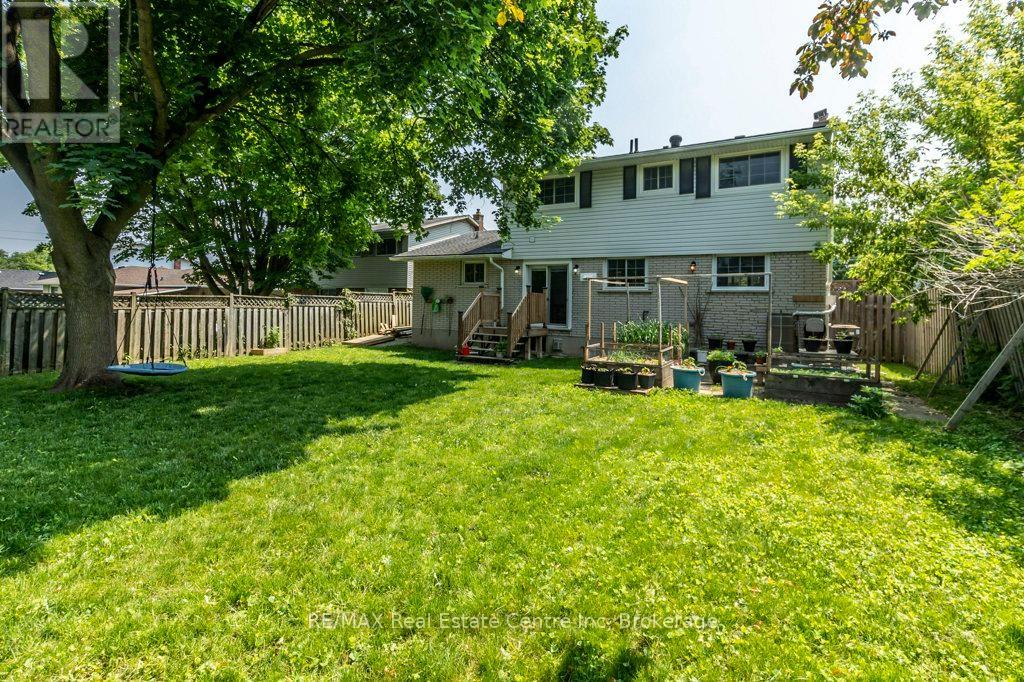 42 Westminster Avenue, Guelph, Ontario  N1E 4C1 - Photo 25 - X12366609