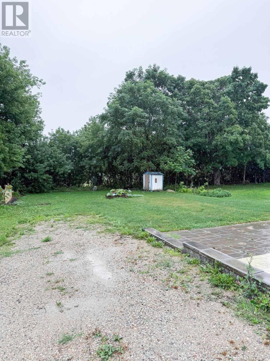 16 Whitechurch Street, Huron-Kinloss, Ontario  N0G 2W0 - Photo 20 - X12366629