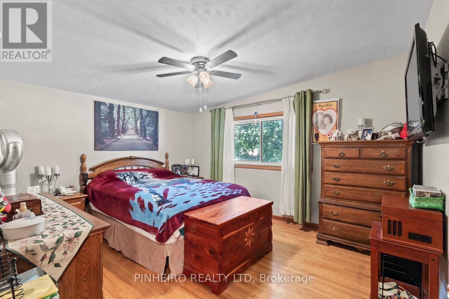 6 Oregon Road, London South, Ontario  N5Z 4B9 - Photo 14 - X12366608