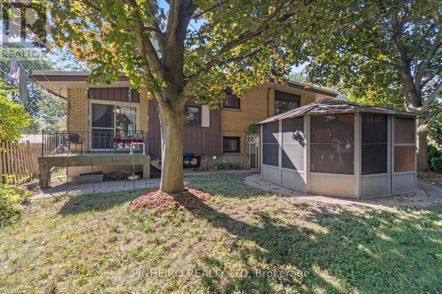 6 Oregon Road, London South, Ontario  N5Z 4B9 - Photo 26 - X12366608