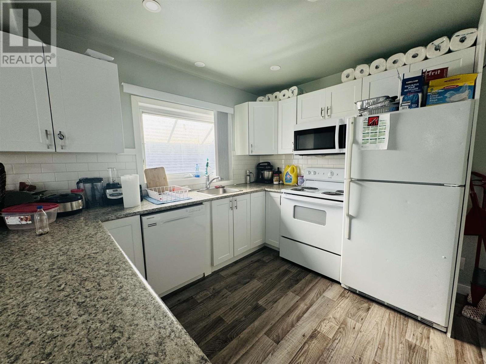 6 & 8 Earl Ave, Dryden, Ontario  P8N 1X3 - Photo 7 - TB243210