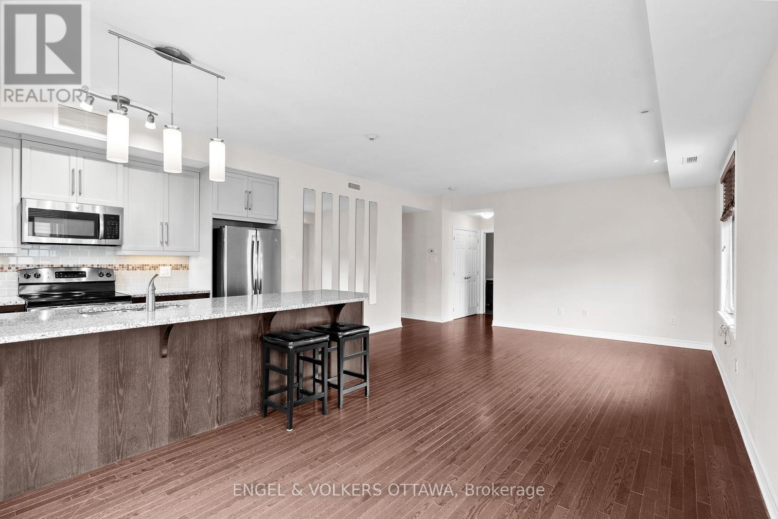 302 - 180 Guelph Private, Ottawa, Ontario  K2T 0J6 - Photo 15 - X12366638