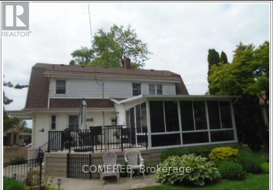 15 Laird Avenue N, Amherstburg, Ontario  N9V 2T5 - Photo 7 - X12366681