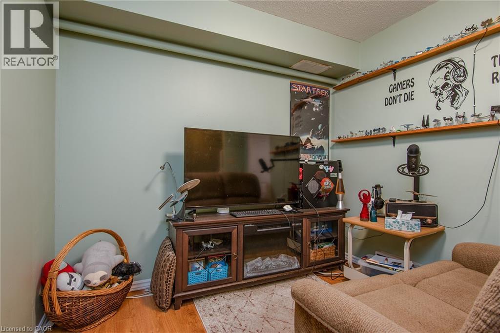 465 Beechwood Place Unit# 2, Waterloo, Ontario  N2T 2N8 - Photo 33 - 40763972