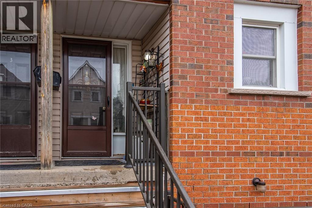 Property at 465 BEECHWOOD Place Unit# 2 image 4