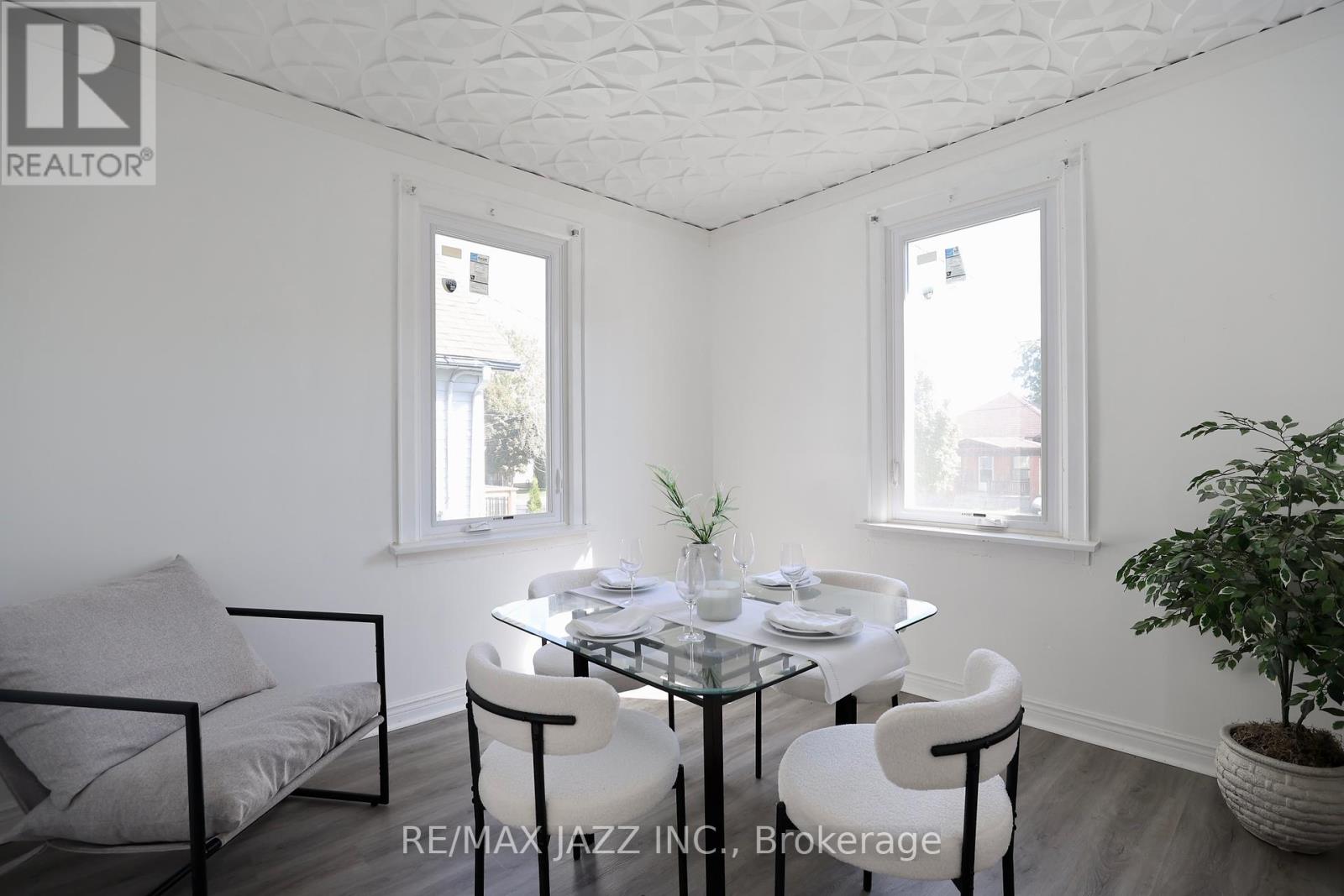 368 Buena Vista Avenue, Oshawa (Mclaughlin), Ontario  L1J 2M5 - Photo 6 - E12366709