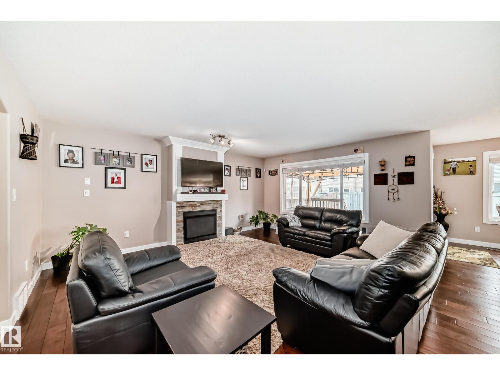 Property at 8710 180A AV NW image 3
