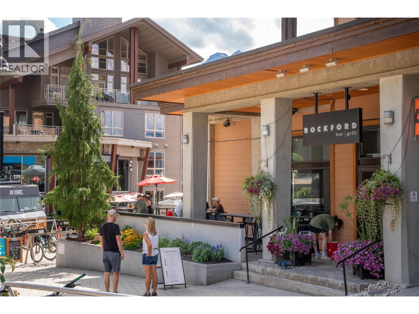 2950 Camozzi Road Unit# 1504, Revelstoke, British Columbia V0E 2S1 - Photo 6 - 10360586