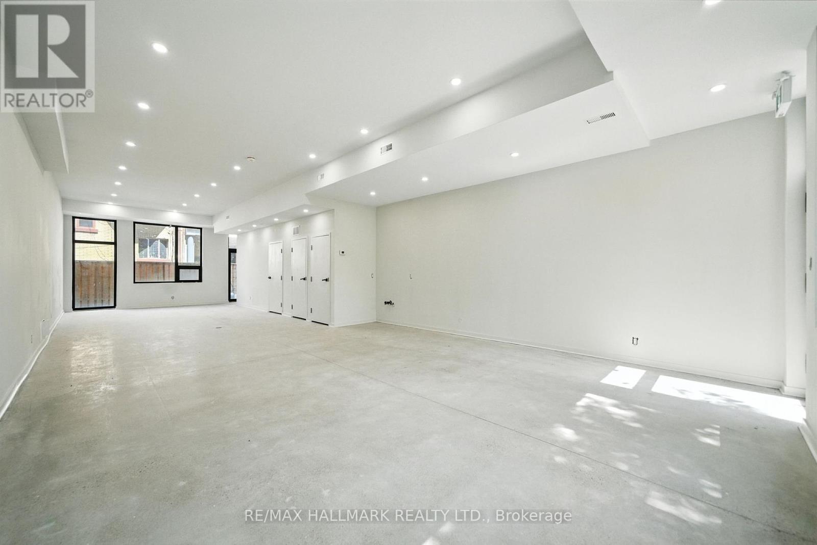 4 - 170 Perth Avenue, Toronto, Ontario  M6P 3X5 - Photo 16 - W12366583