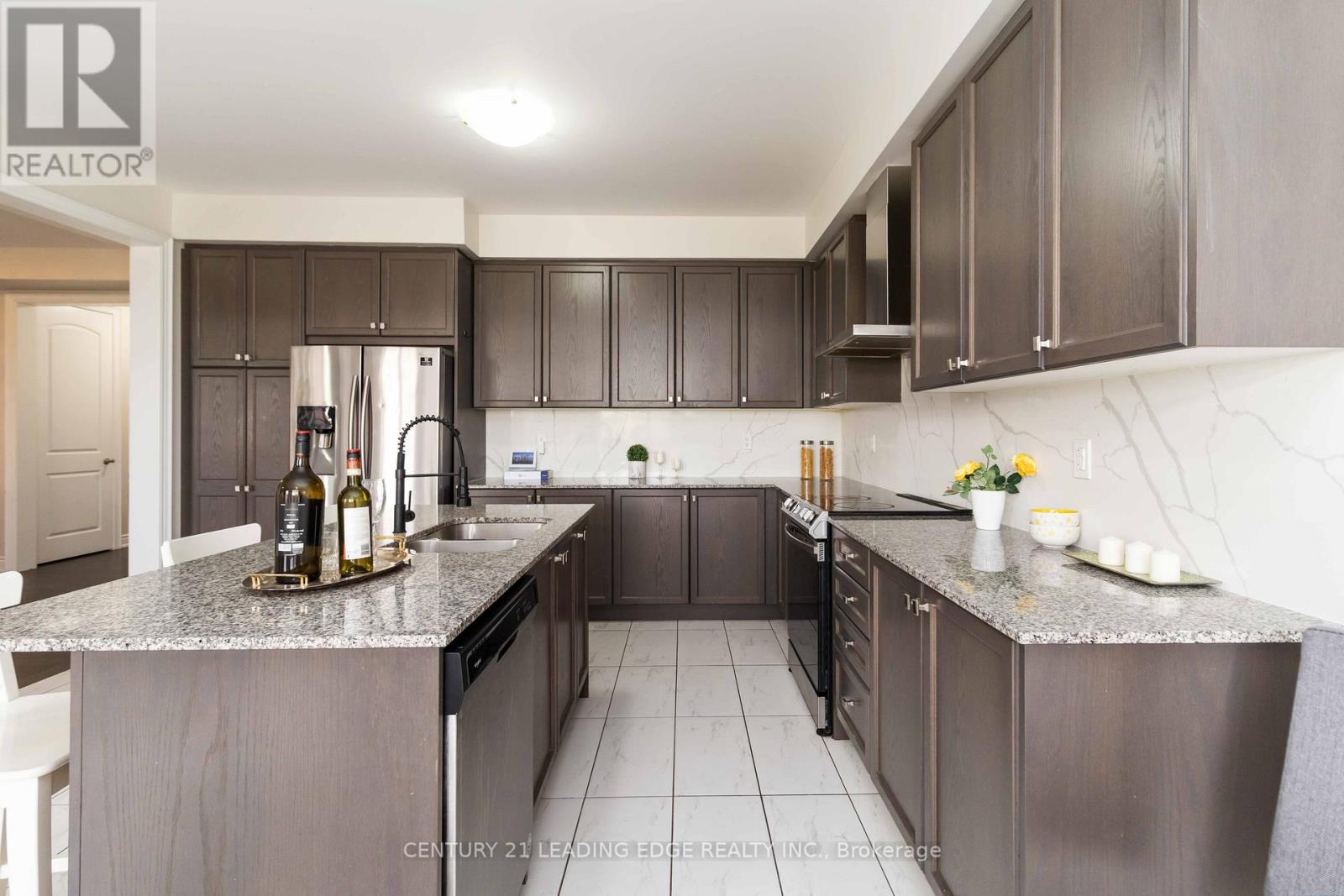 4 Wainwright Drive, Brampton, Ontario L7A 0C7 - Photo 11 - W12366043