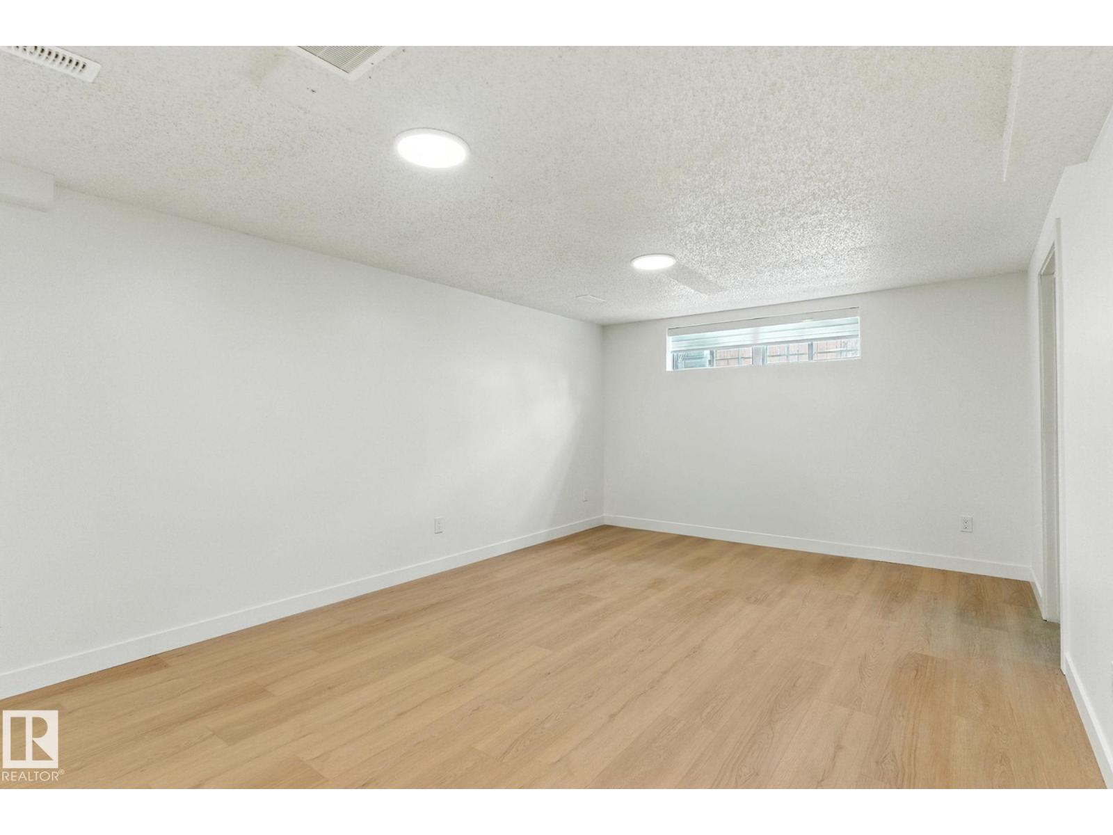 2011 89 St Nw, Edmonton, Alberta  T6K 2A2 - Photo 40 - E4454855