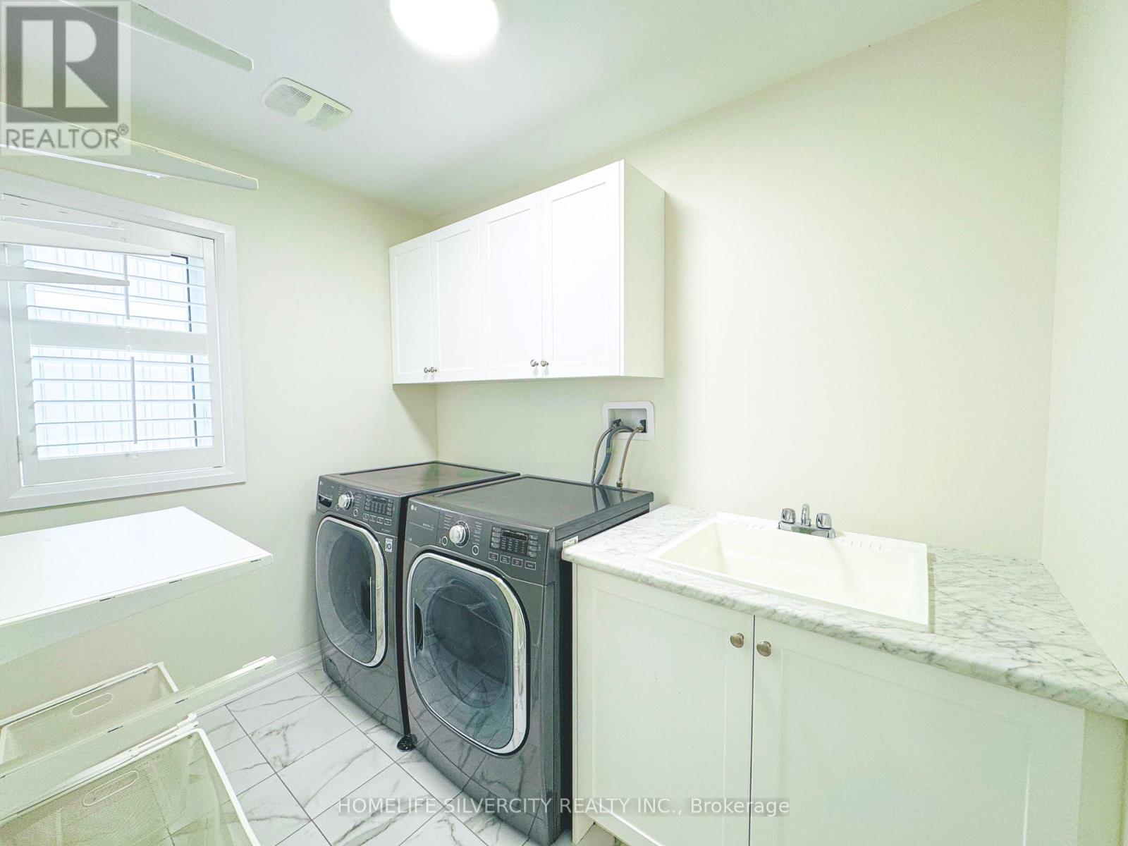 28 Jenkins Street, East Luther Grand Valley (Grand Valley), Ontario  L9W 7R3 - Photo 18 - X12366553