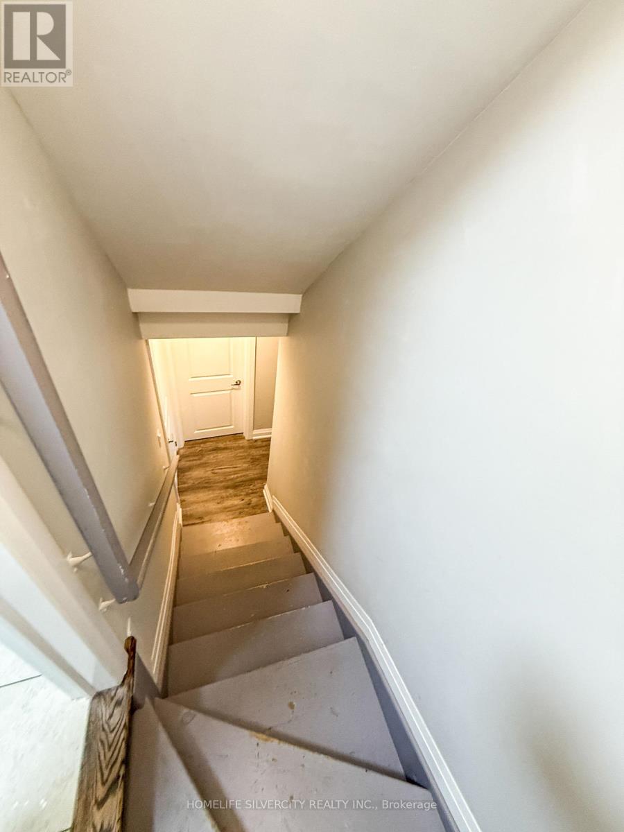 28 Jenkins Street, East Luther Grand Valley (Grand Valley), Ontario  L9W 7R3 - Photo 22 - X12366553