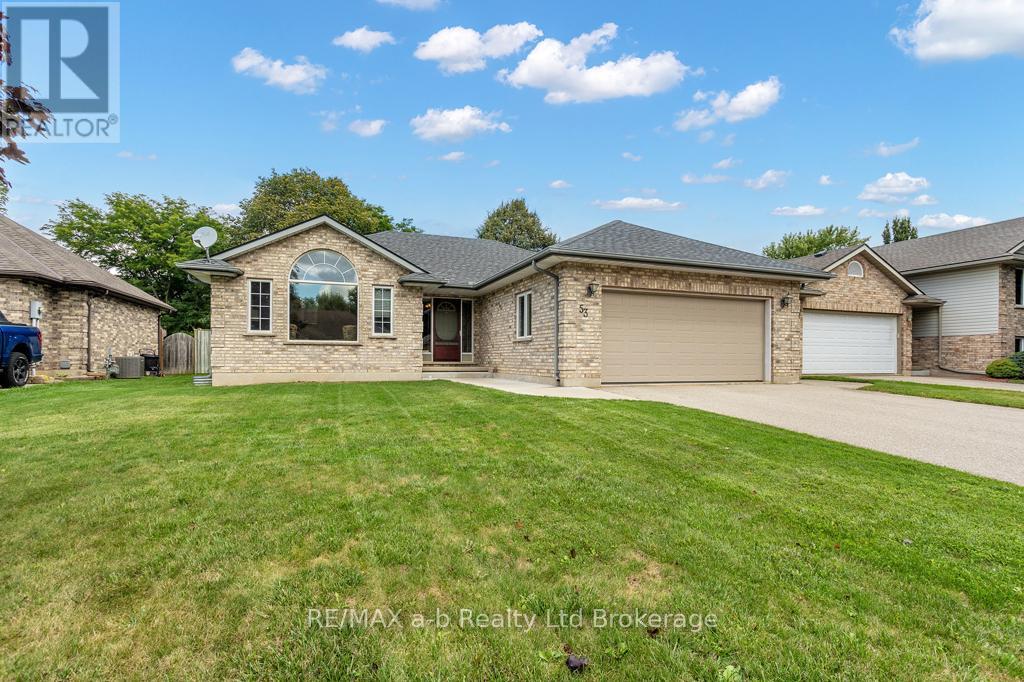 53 Woodland Crescent, Tillsonburg, Ontario  N4G 4G6 - Photo 26 - X12366693
