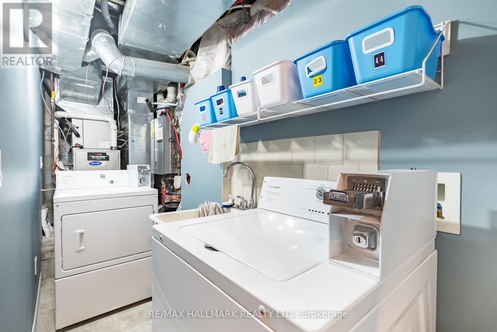 4 - 14 Innes Avenue, Toronto, Ontario  M6E 1M8 - Photo 11 - W12278419