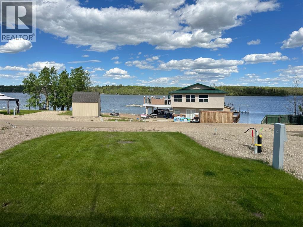 18, 25054 South Pine Lake Road, Rural Red Deer County, Alberta  T0M 1R0 - Photo 1 - A2207008