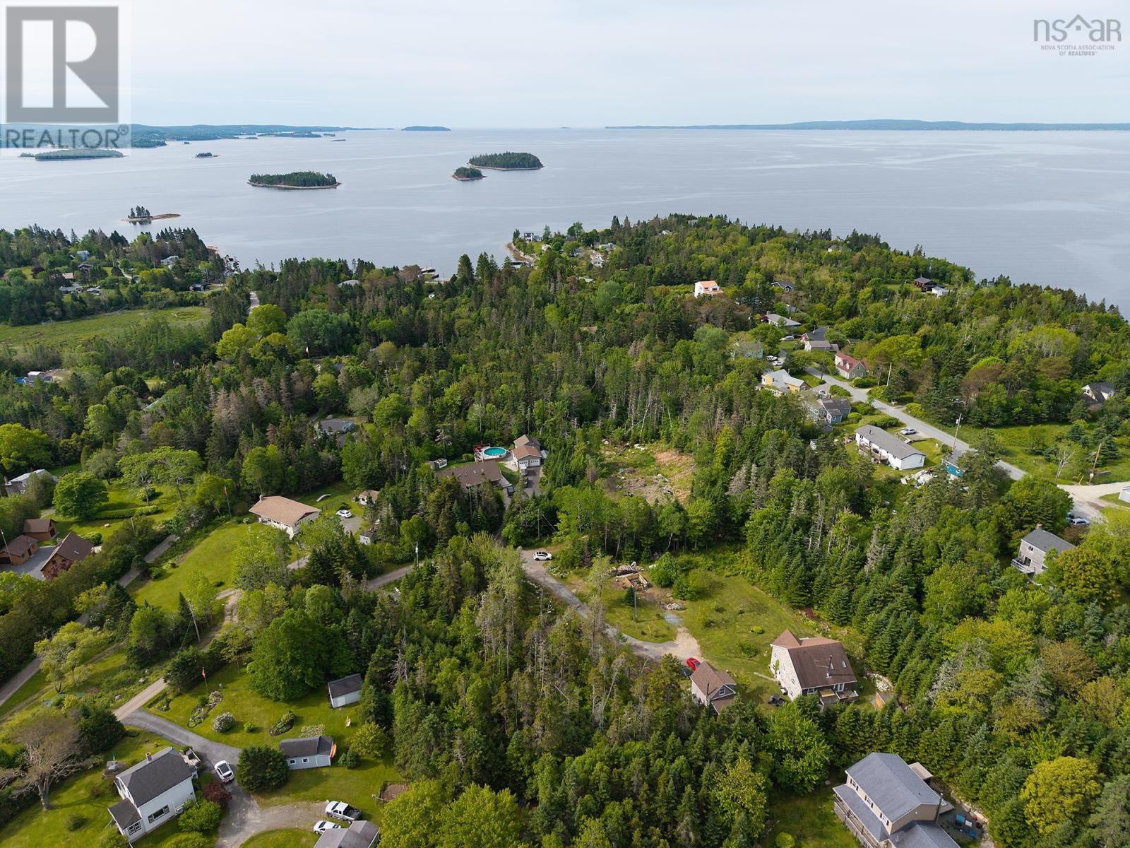 10 Spruce Lane, Boutiliers Point, Nova Scotia  B3Z 4G8 - Photo 19 - 202514774