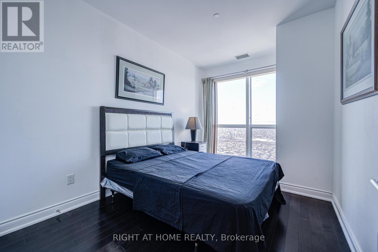 7405 - 388 Yonge Street, Toronto, Ontario  M5B 0A4 - Photo 20 - C12366632