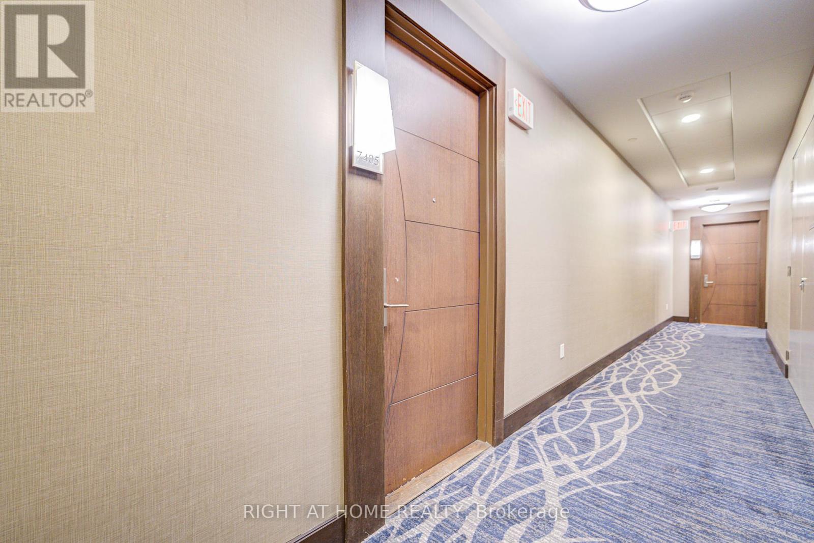7405 - 388 Yonge Street, Toronto, Ontario  M5B 0A4 - Photo 40 - C12366632