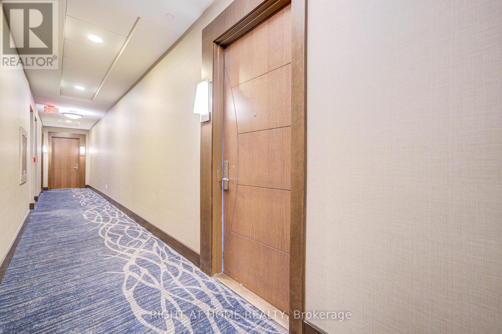 7405 - 388 Yonge Street, Toronto, Ontario  M5B 0A4 - Photo 41 - C12366632