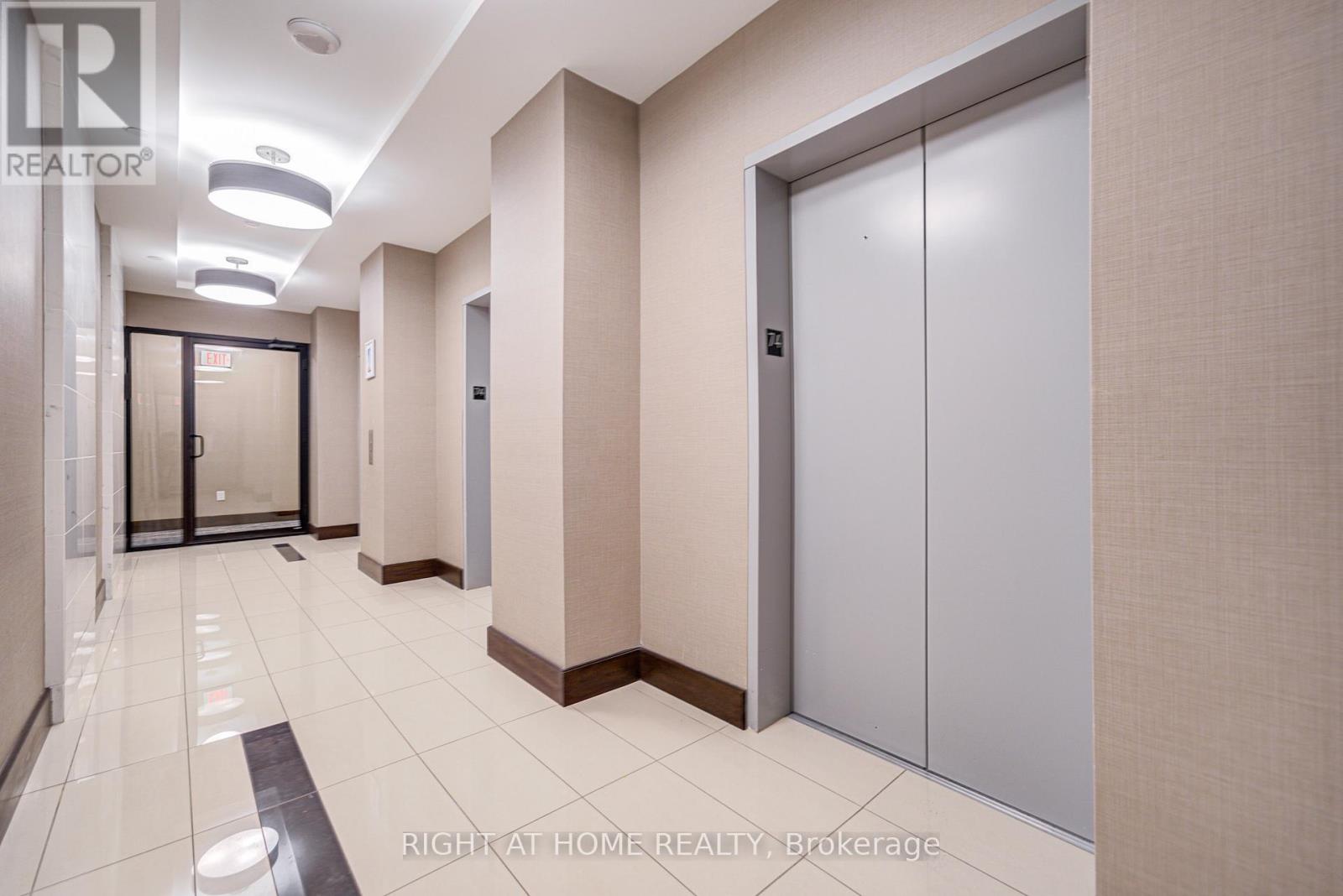 7405 - 388 Yonge Street, Toronto, Ontario  M5B 0A4 - Photo 44 - C12366632