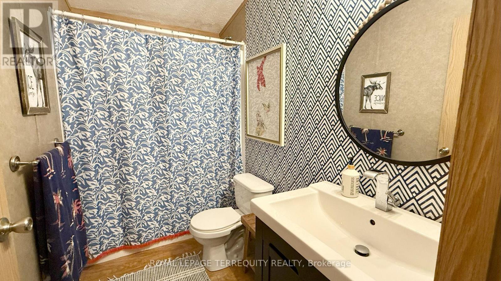 14a Rockhaven Street, Selwyn, Ontario  K0L 2H0 - Photo 10 - X12346125